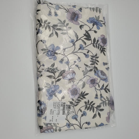 CeCe Bloomsbury Chiffon Ruffled Blouse, Plus 1X - Picture 5 of 6